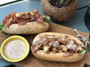 broodje warme beenham met honing mosterdsaus - foto 3