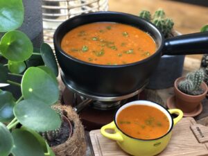 puntpaprika soep met tomaat maken - foto 4