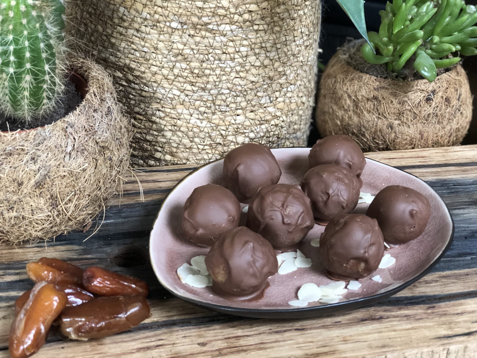 Bounty balletjes met kokos en chocolade - foto 4