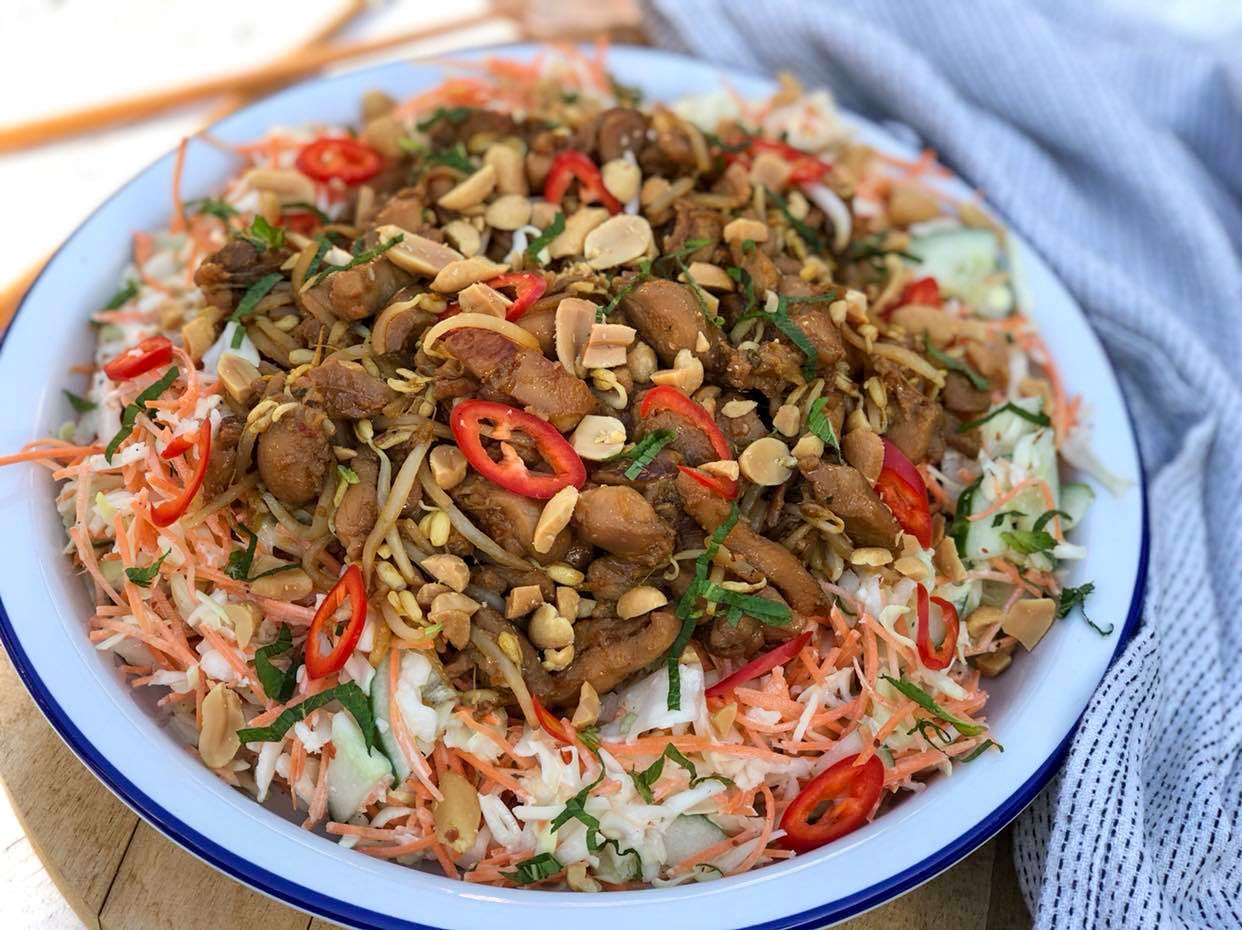 Aziatische salade met kip en pindas - foto 3