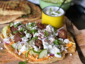 Naan met hummus en jackfruit balletjes - foto 5