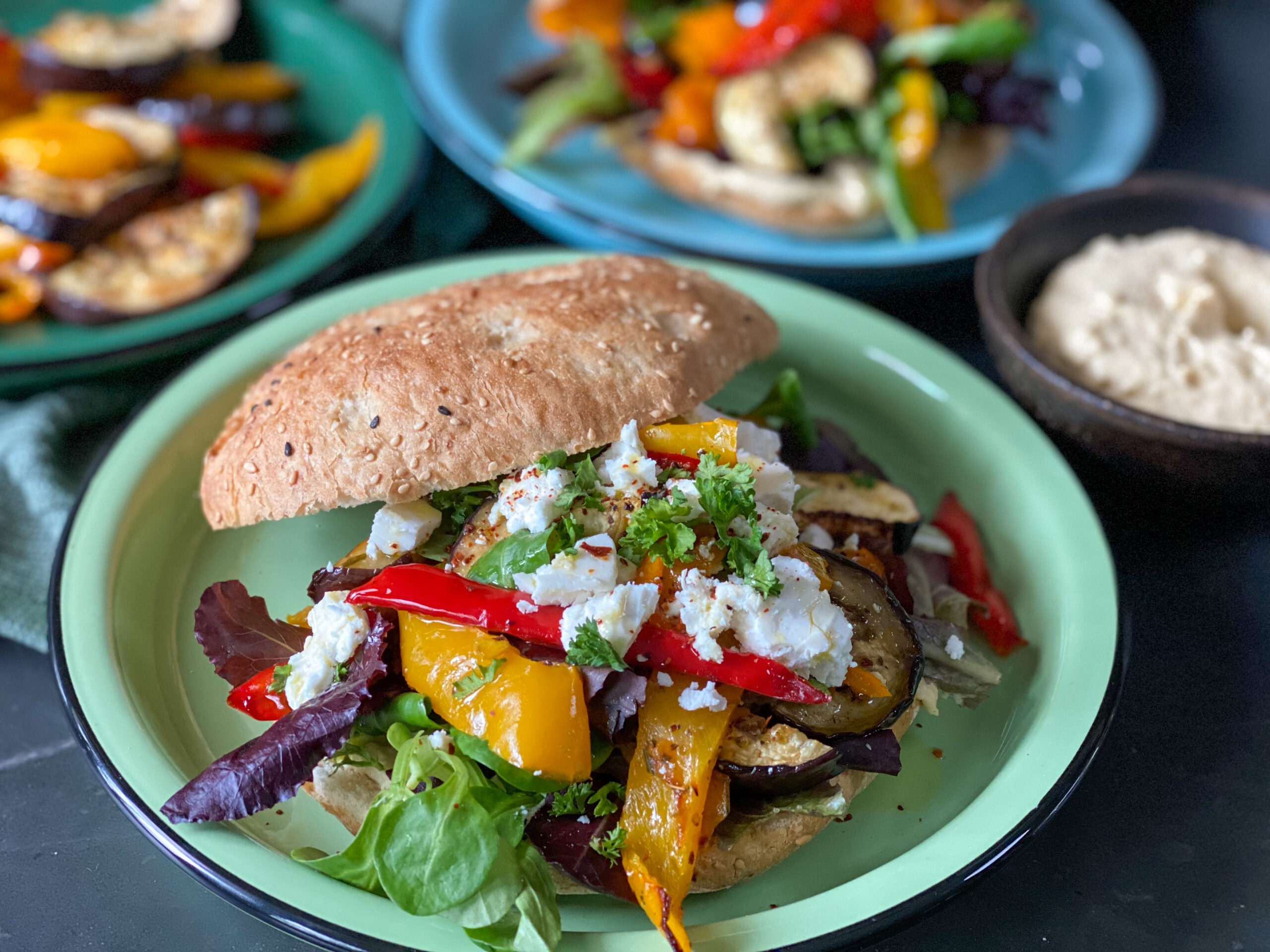 Turks brood met hummus en geroosterde groenten - foto 8