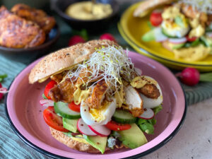 Turks brood met gegrilde kip en kerriemayonaise - foto 4