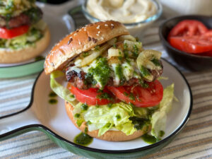 Burgers met gebakken uien en kruidenolie - foto 5