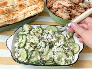 Komkommer salade met feta - foto 2
