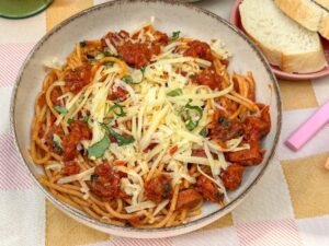 Pasta met chorizo tomatensaus