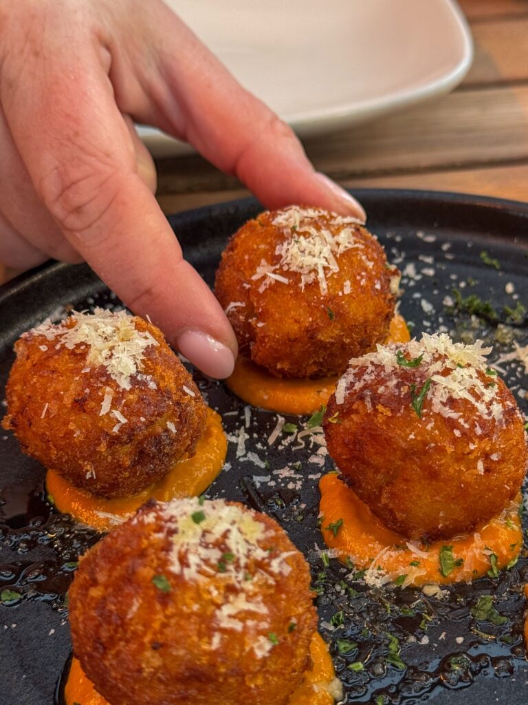 iberico ham en mozzarella bites
