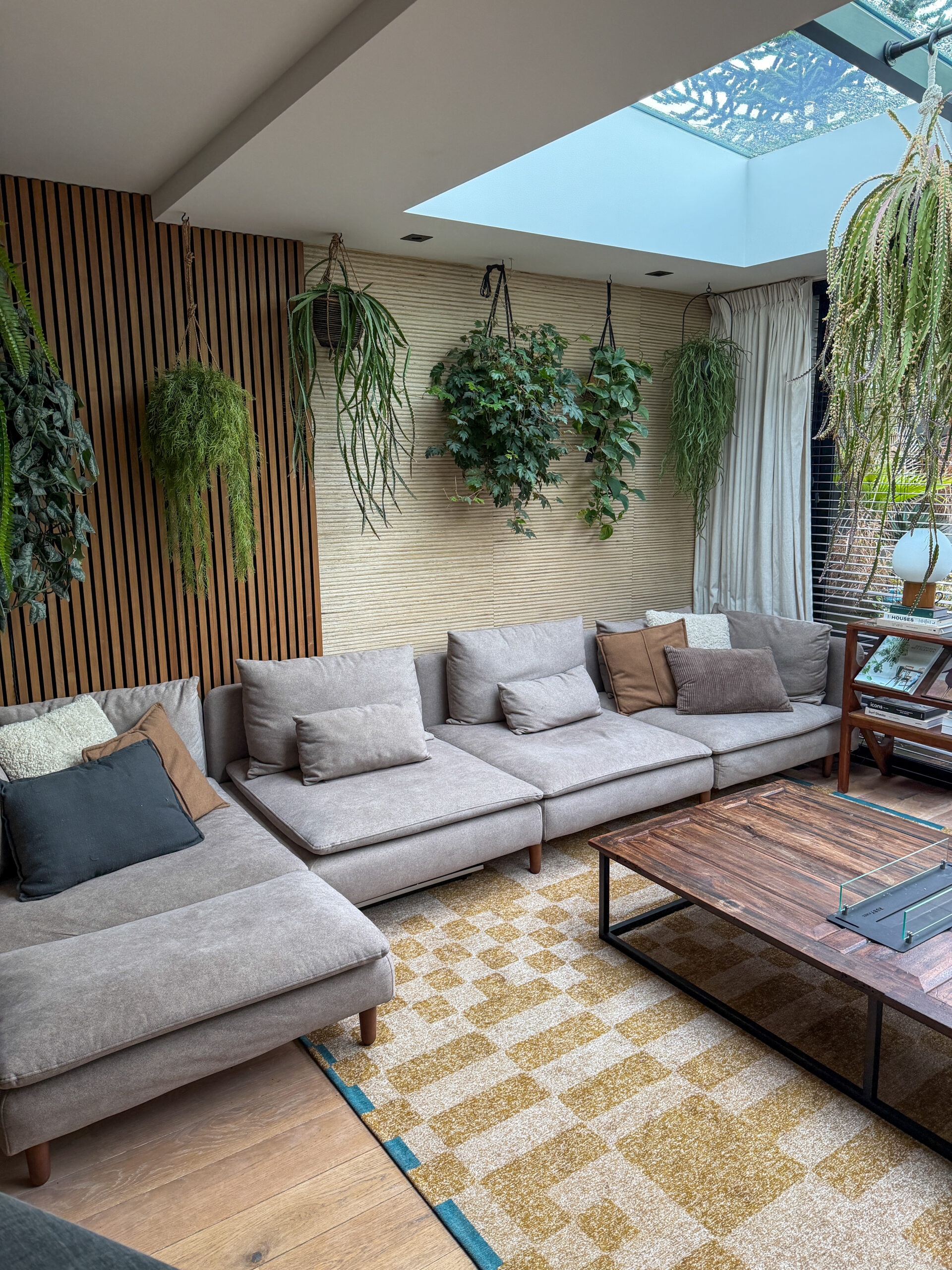 woonkamer met de oude bank