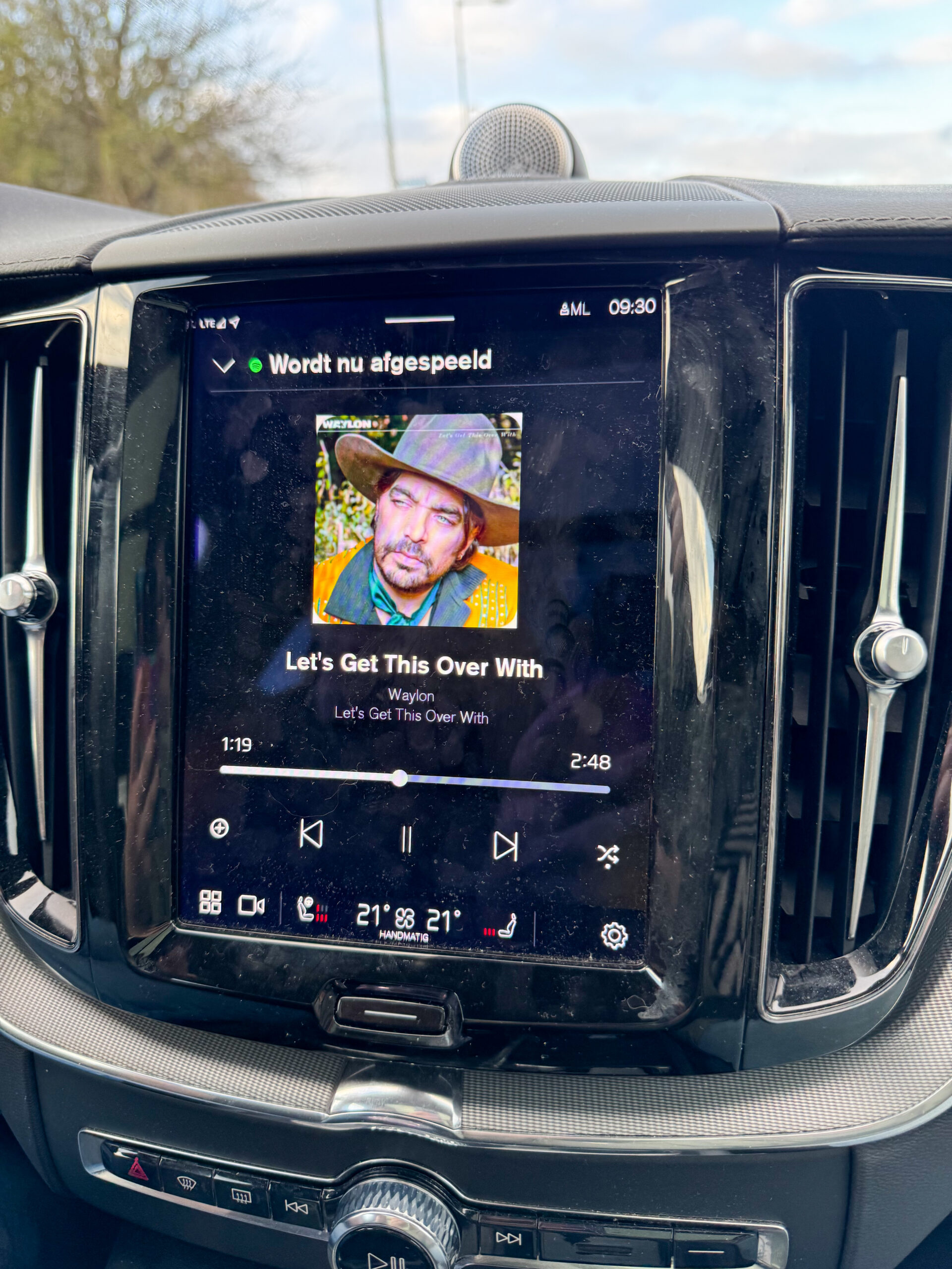autodisplay met nummer erop