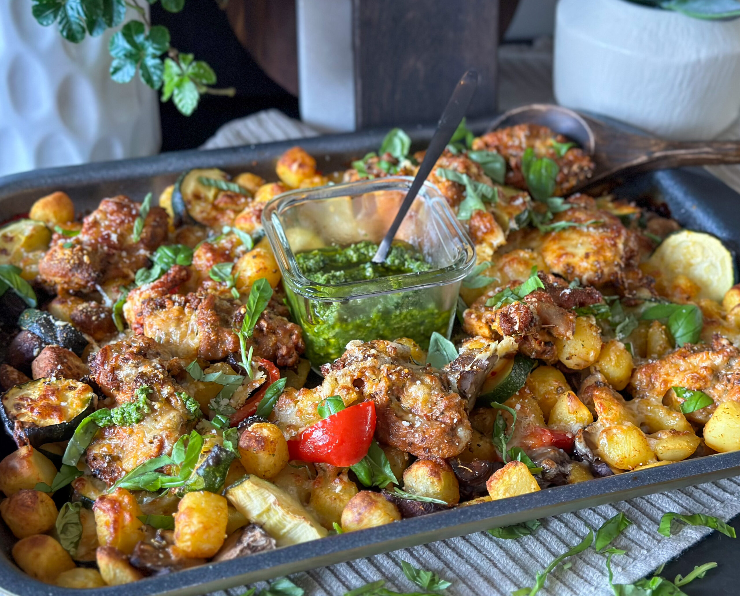traybake met krieltjes en gekruide kip
