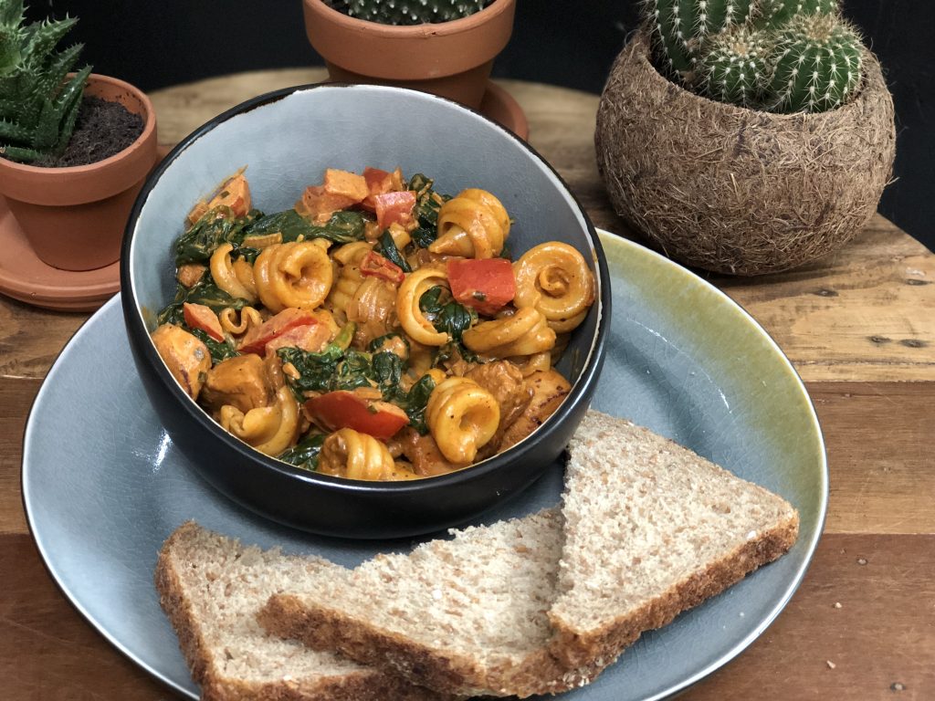 15 pasta recepten: pasta met Boursin, hete kip en spinazie 