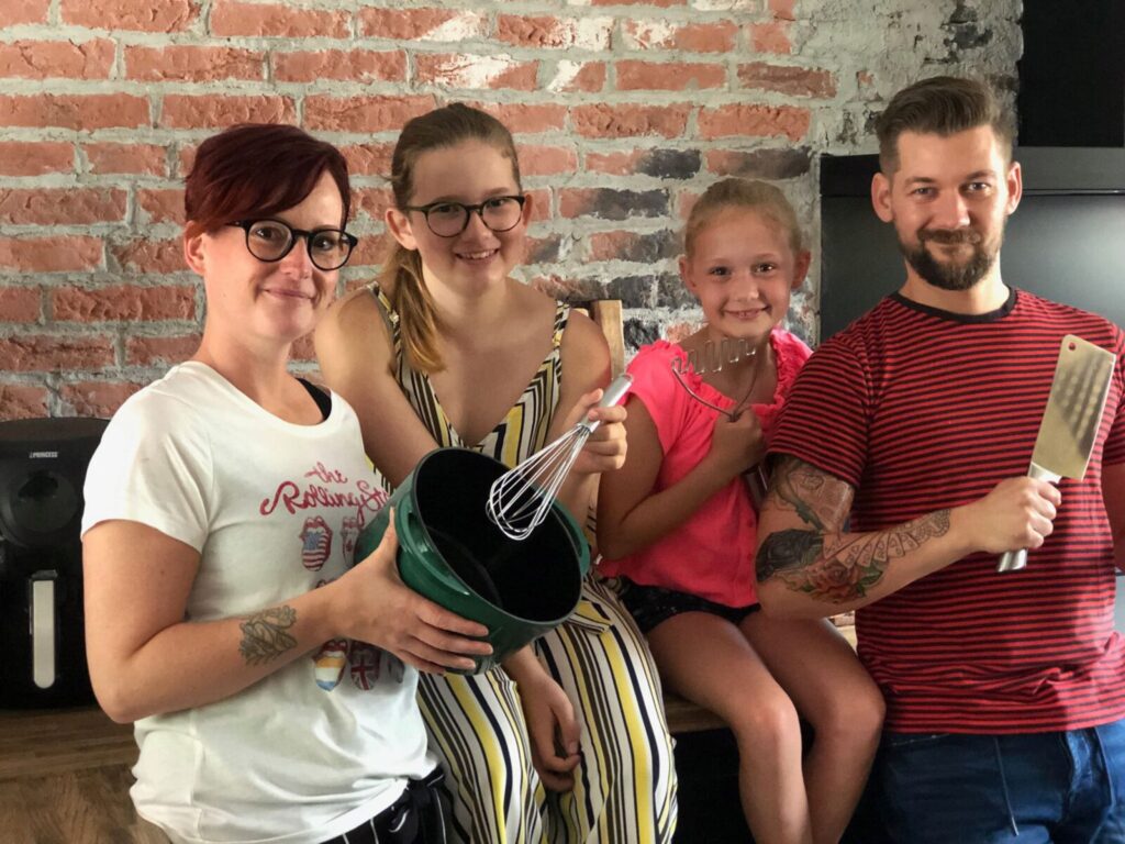 familie over de kook, win een kok aan huis met Superkeukens