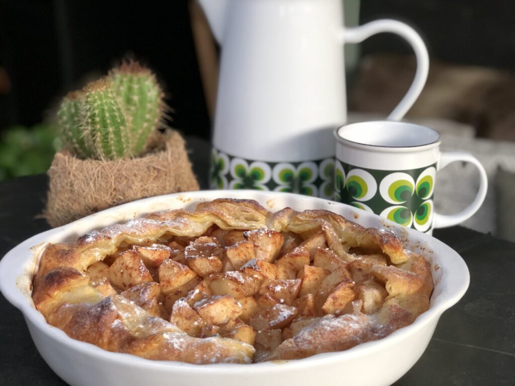 recept zelf een snelle appeltaart maken met bladerdeeg