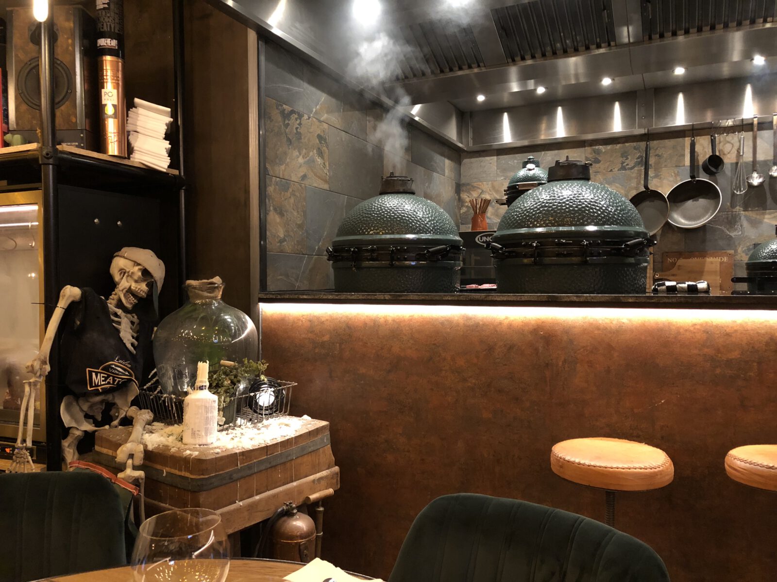 Big Green Egg Meatcave Rotterdam.