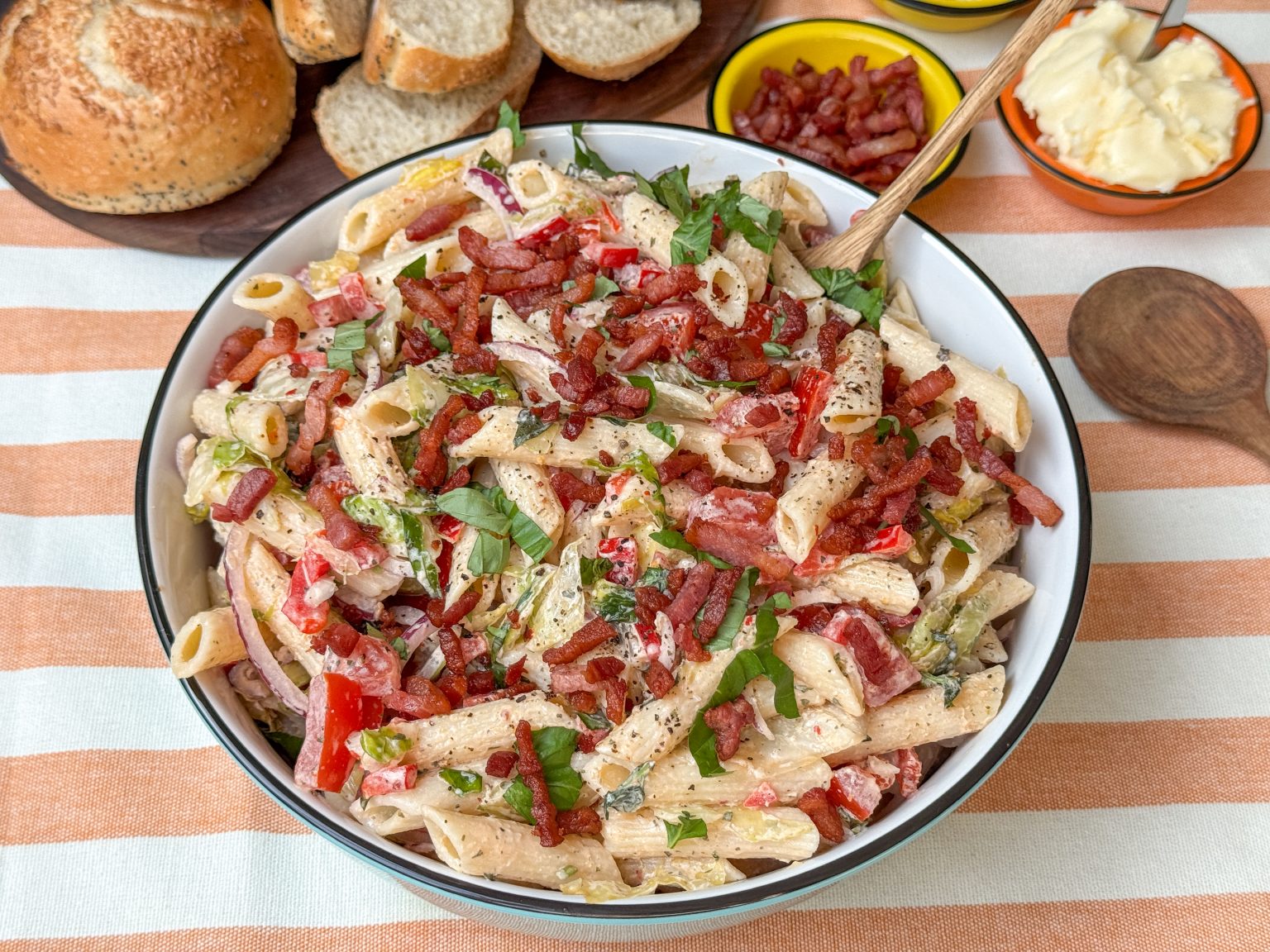 Blt pastasalade recept weekmenu