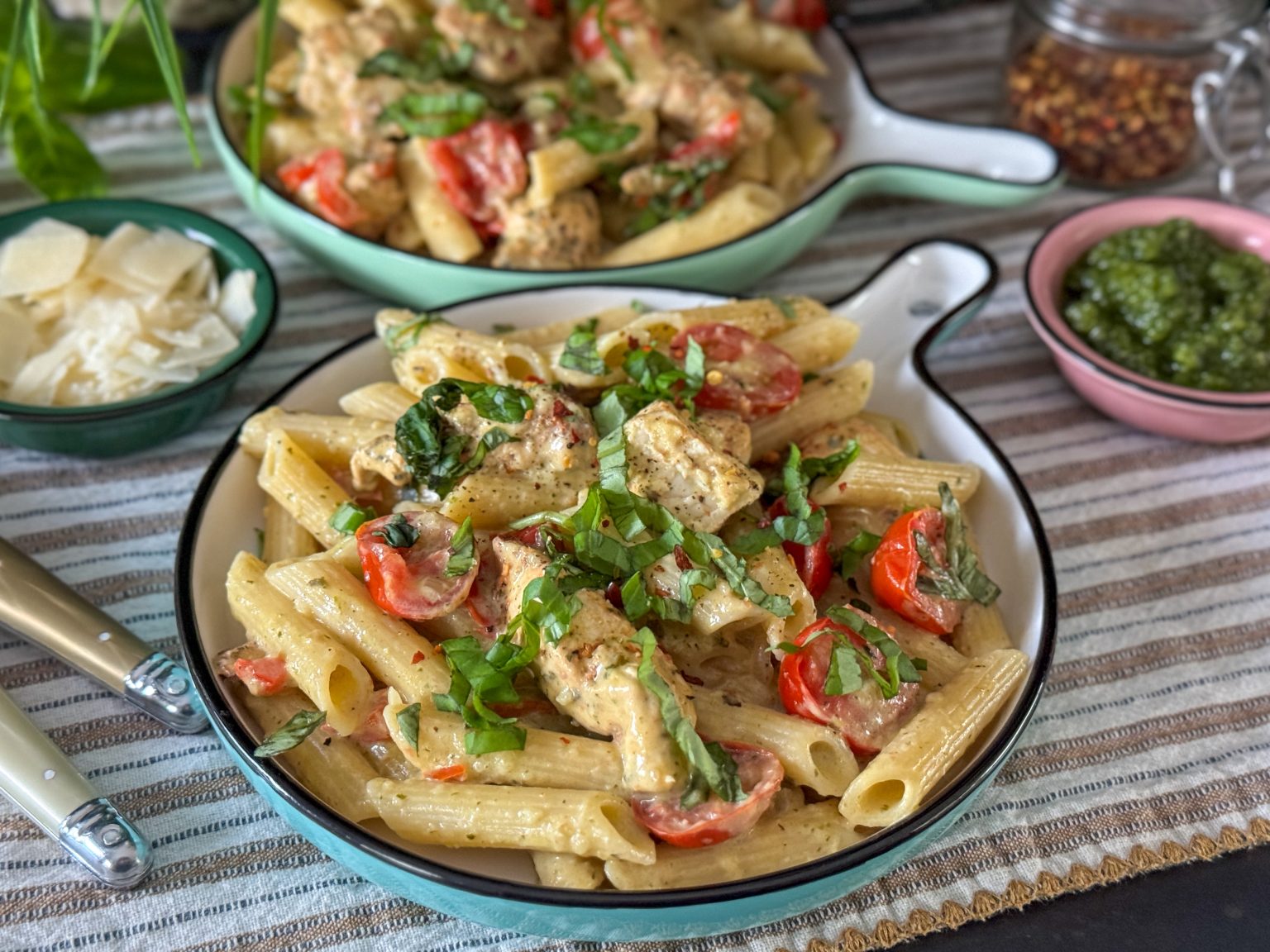 Pasta pesto met kip weekmenu