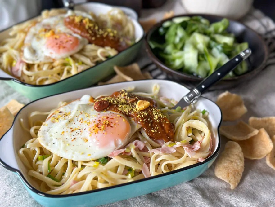 Chinese bami met prei en ham