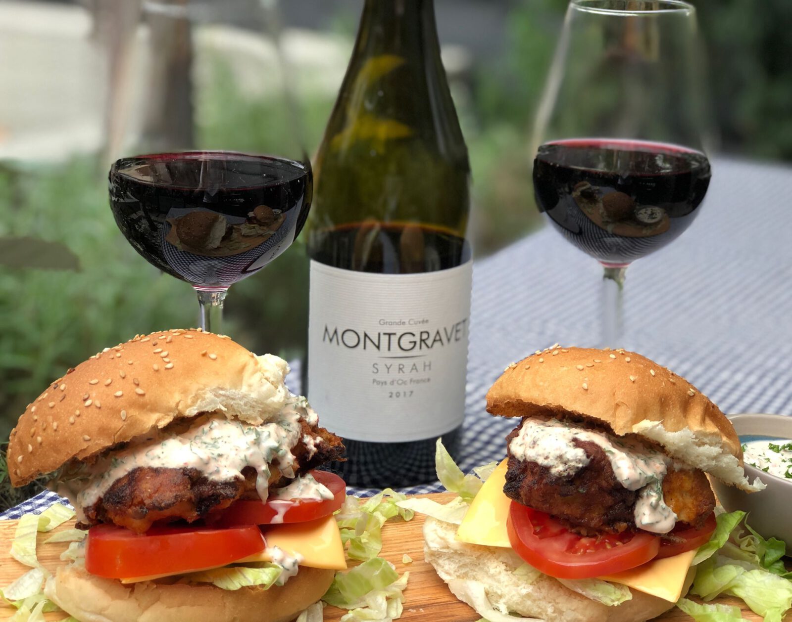 Pittige en krokante kipburger