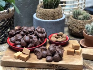 kruidnotenrotsjes met fudge