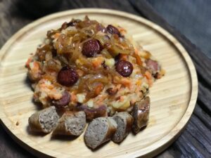 Hutspot 2.0 met gekarameliseerde uien en chorizo - foto 3
