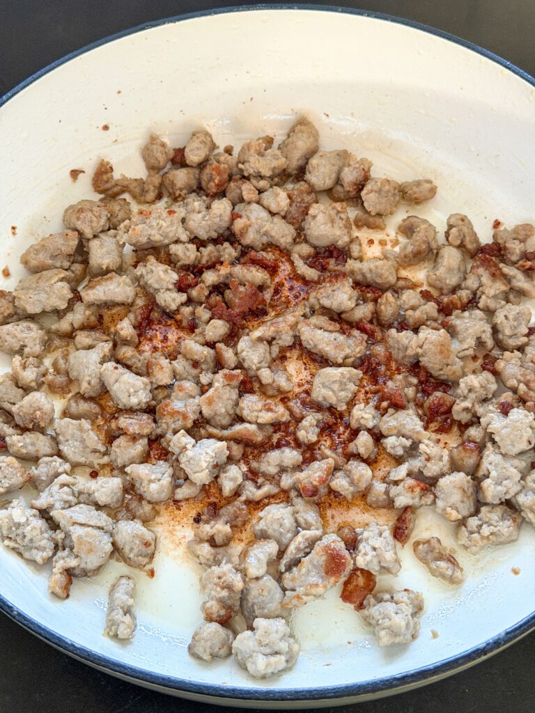 worst goudbruin bakken in pan