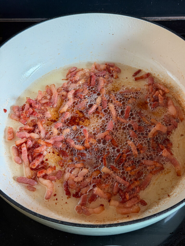 Boeuf bourguignon spek krokant bakken