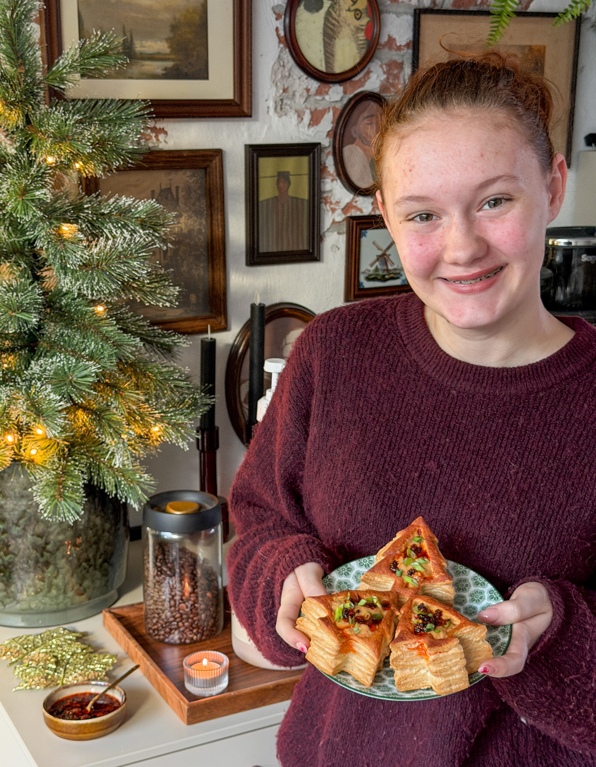 Amaranthe houdt feestelijke pasteitjes met saté ragout vast