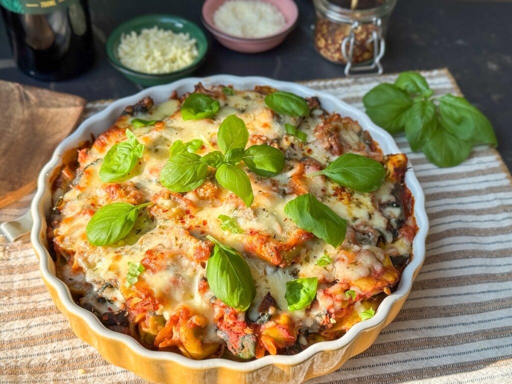 Ovenschotel met tortellini spinazie en tonijn