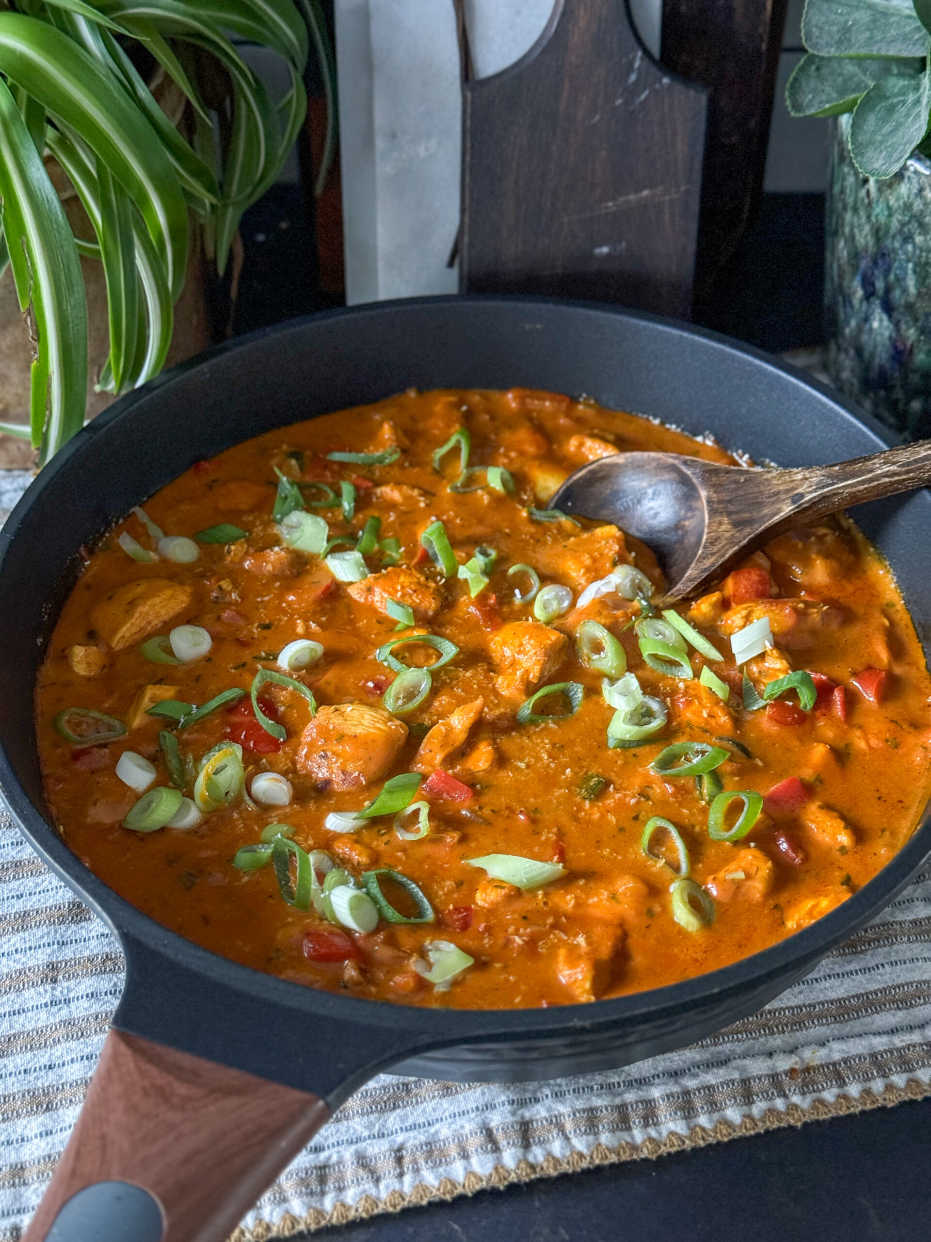 kruidige kokosmelk saus
