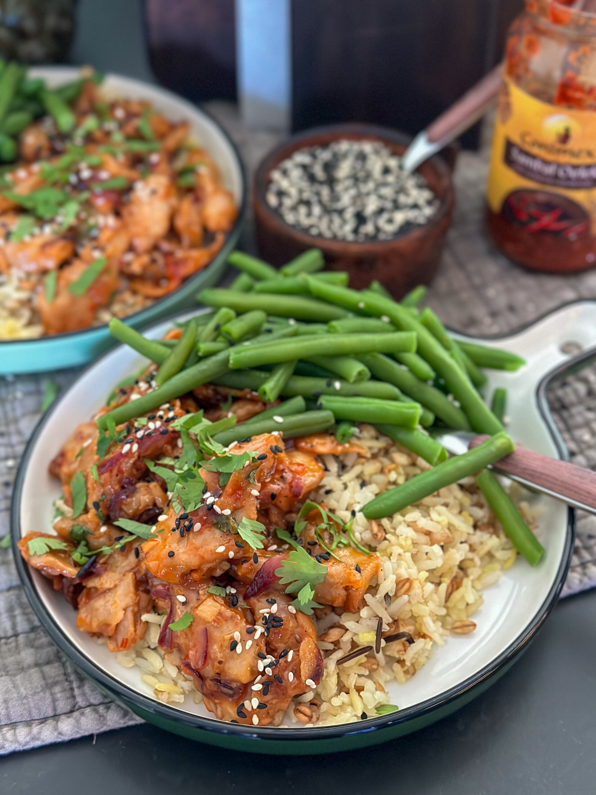 kip in sweet chilisaus met rijst en sperziebonen