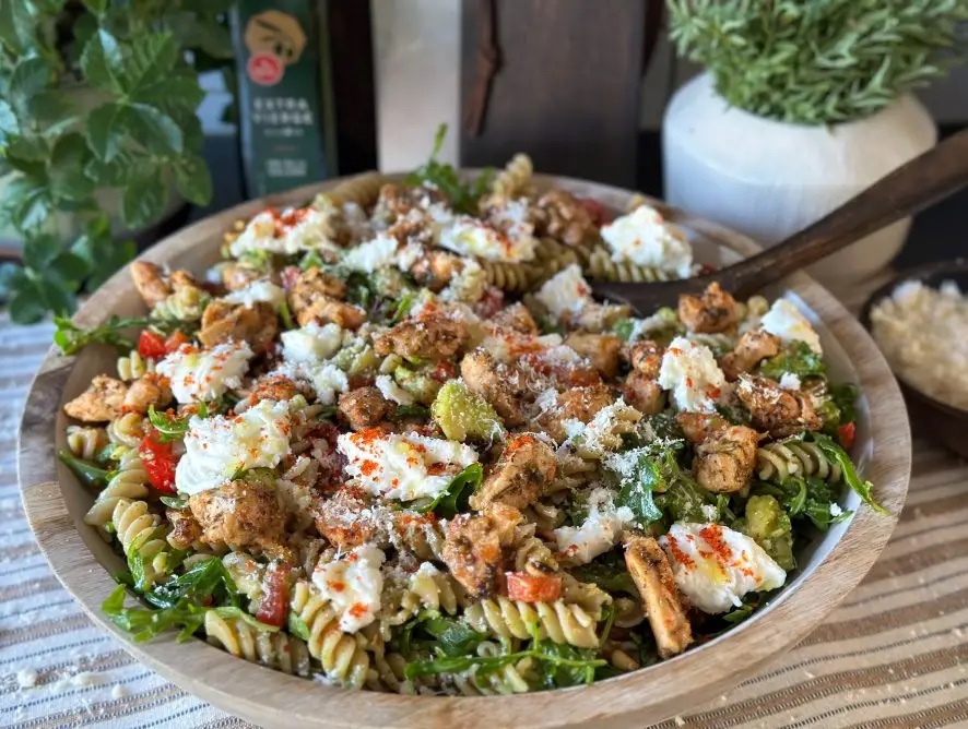 pasta met kip en pesto