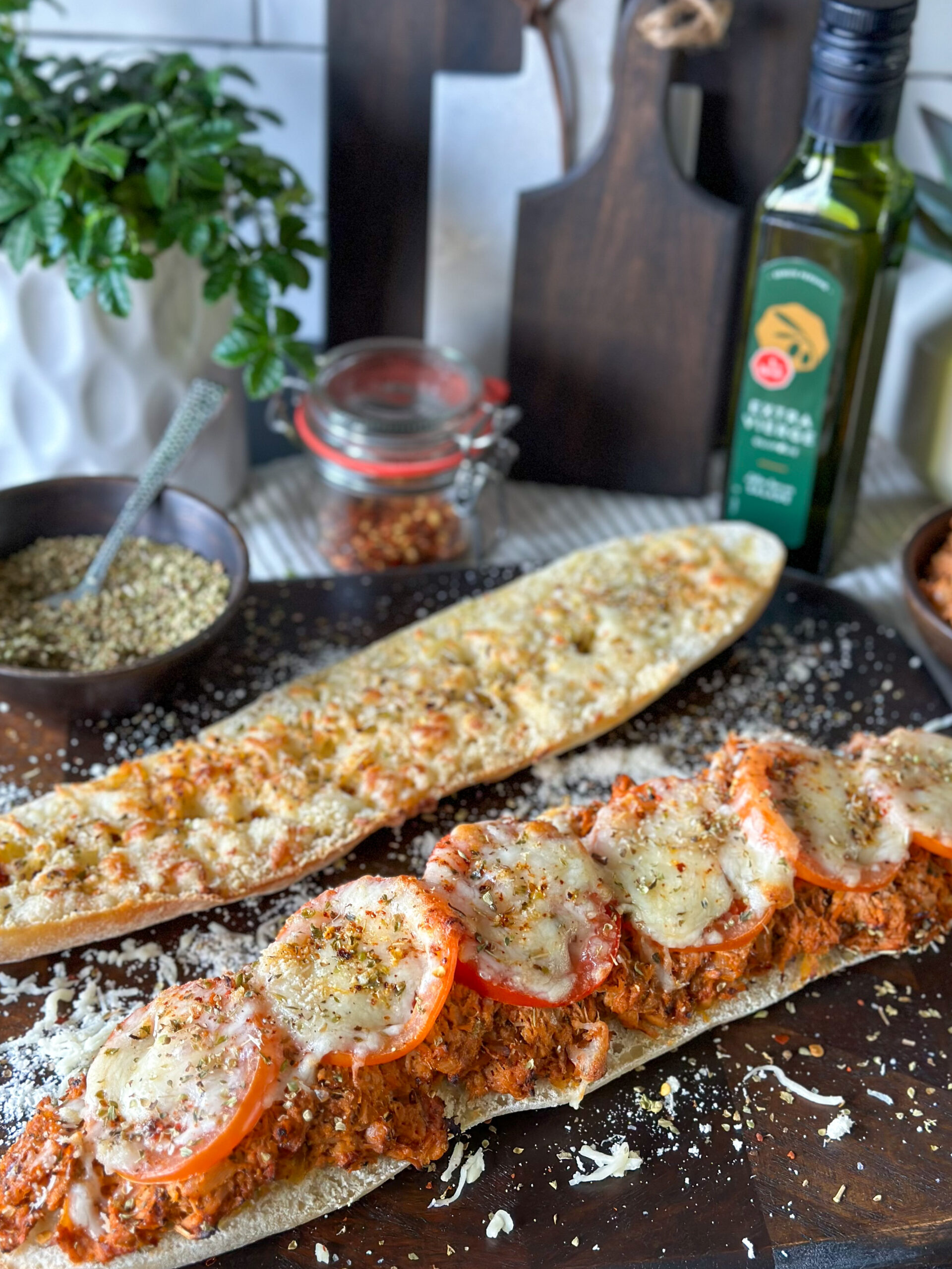 Italiaanse tuna melt stokbrood
