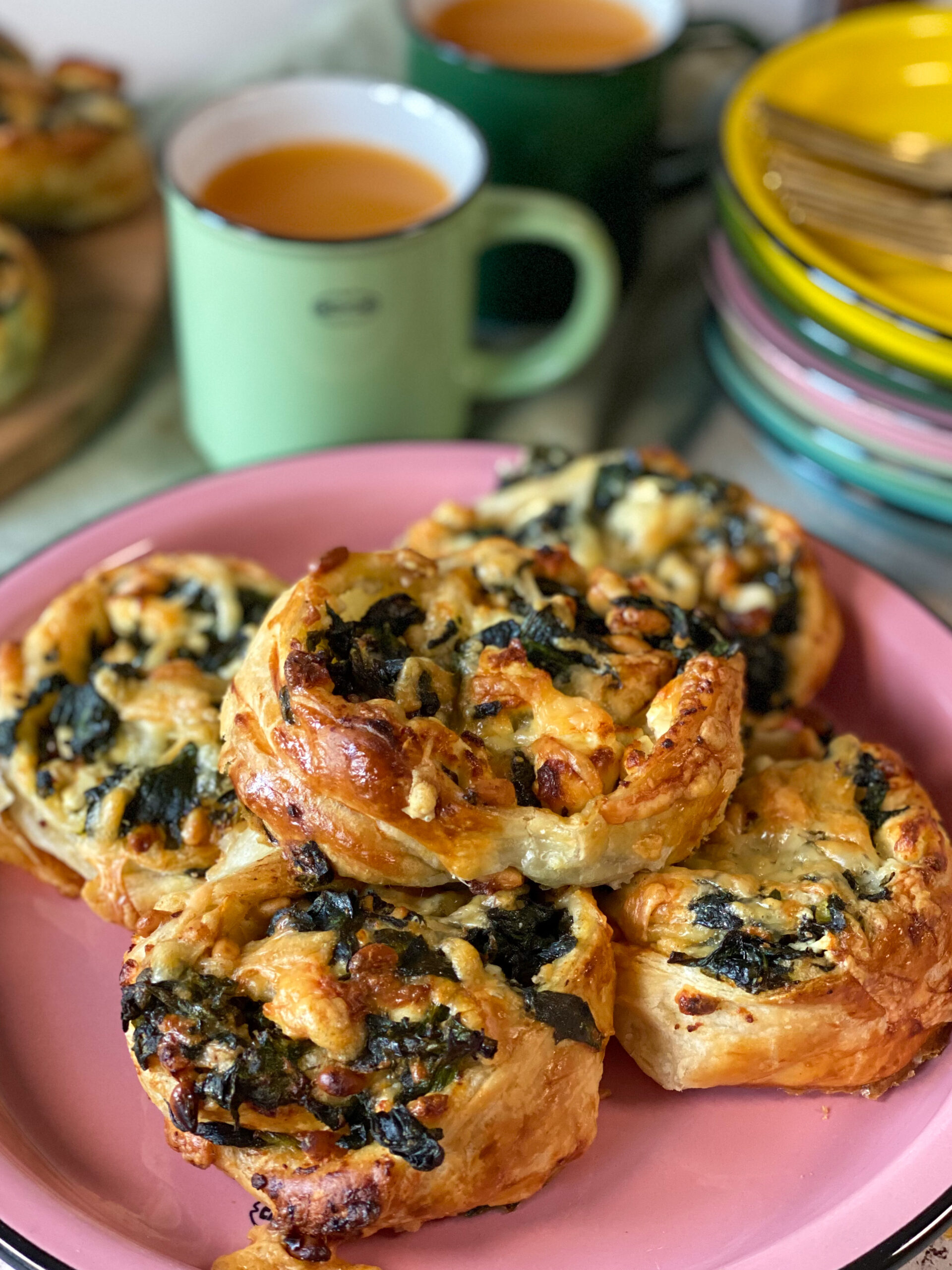 bladerdeegrolletjes met spinazie en feta