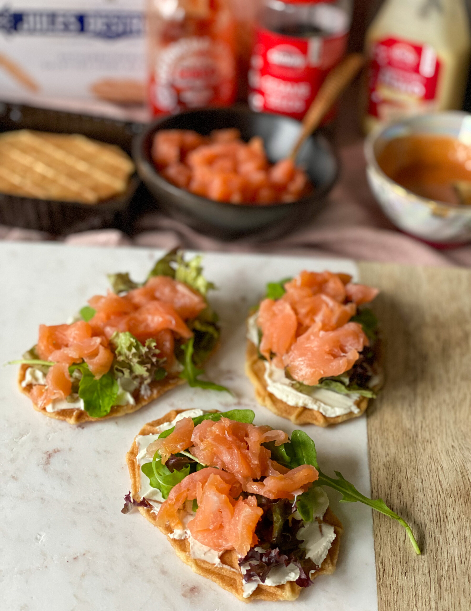 zalm wafeltjes met pittige mayonaise 