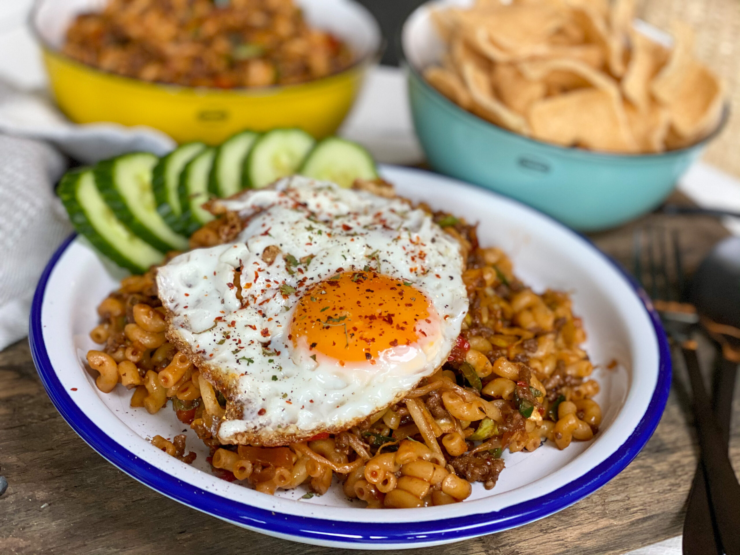 macaroni met gehakt in ketjap