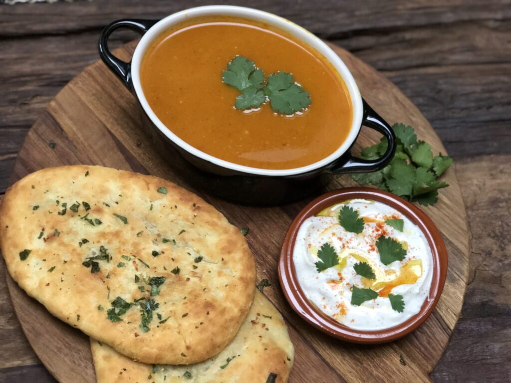 recept Naan met knoflook en koriander