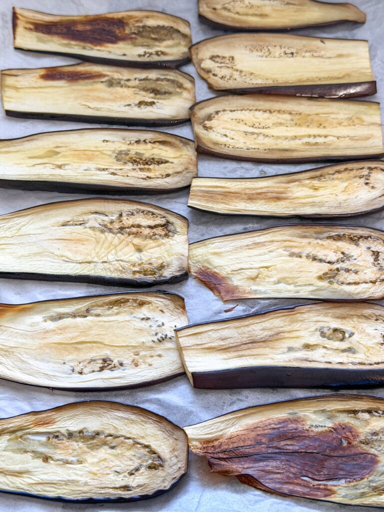 Geroosterde plakken aubergine