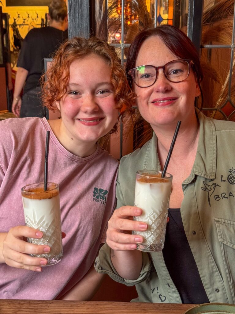 Marie Louse en Amaranthe zijn uit eten