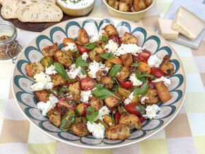 bruschetta salade met mozzarella, recept uit weekmenu 33 van Familie over de Kook