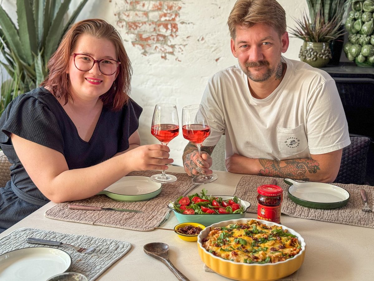 Tortellini ovenschotel met crispy chilli olie, recept uit weekmenu 43 van Familie over de Kook