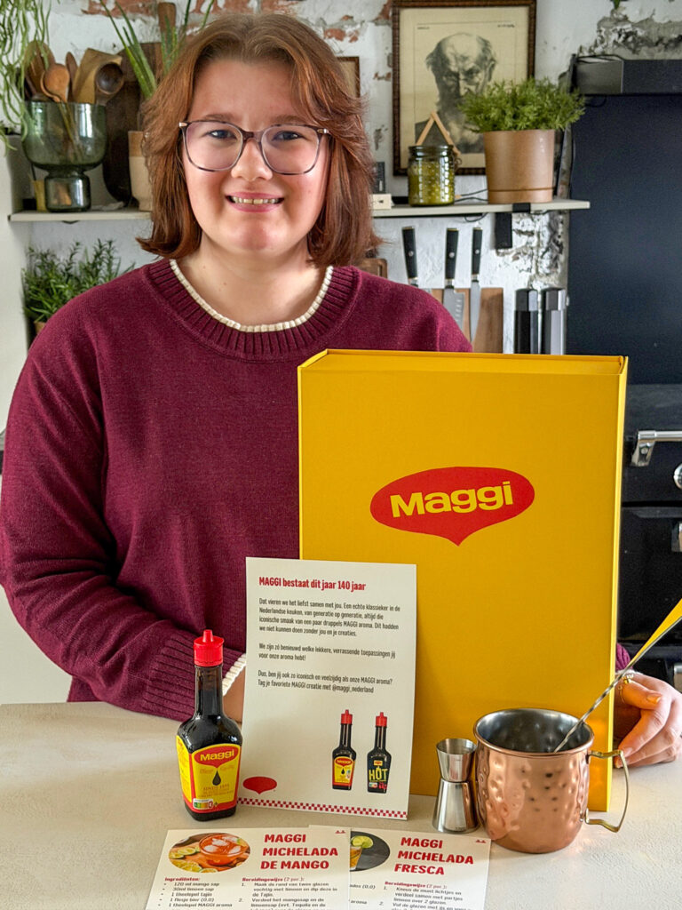 Beaudine Maggi pakket uitpakken