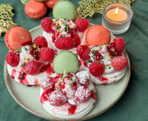 pavlova met mascarpone en frambozen, recept voor kerstmenu zonder stress
